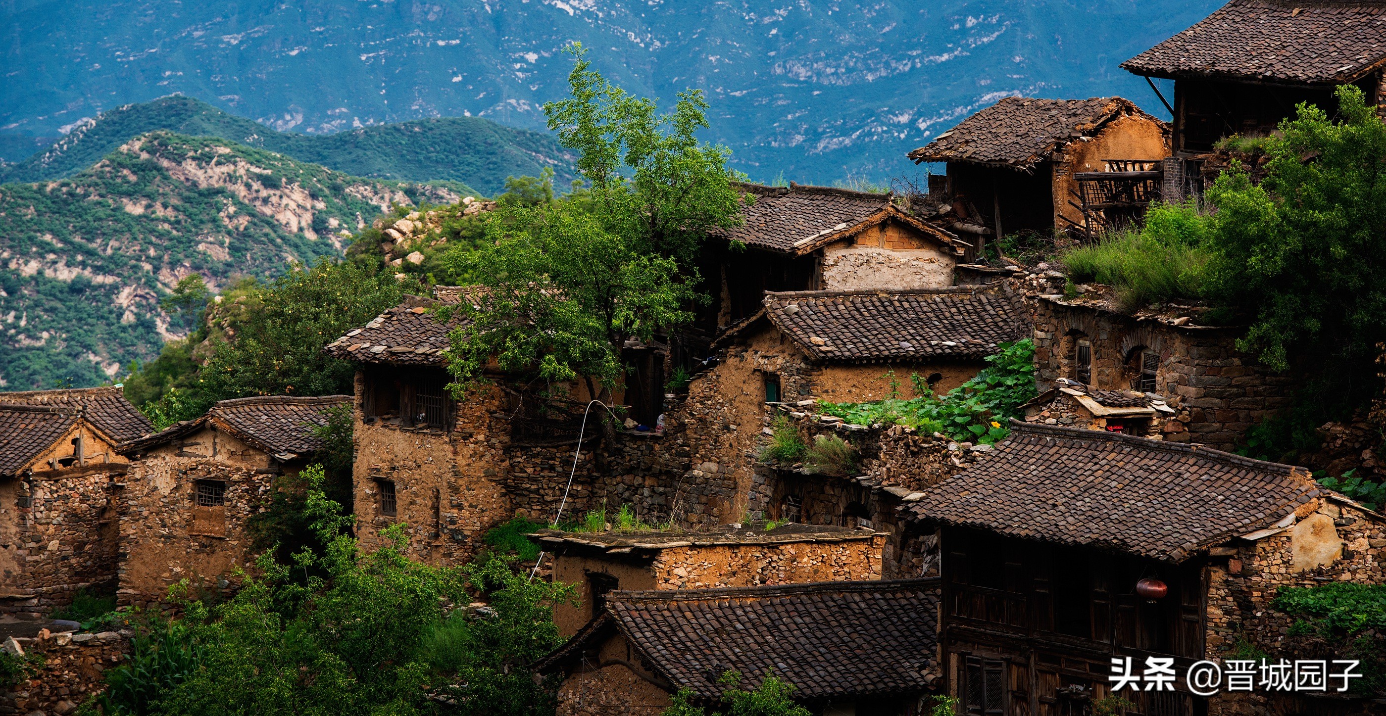 大汖古村深山里的布达拉宫,大汖村太行山深处的布达拉宫