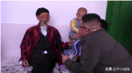 开发区关爱老人温暖重阳,重阳敬老情温暖老人心图片