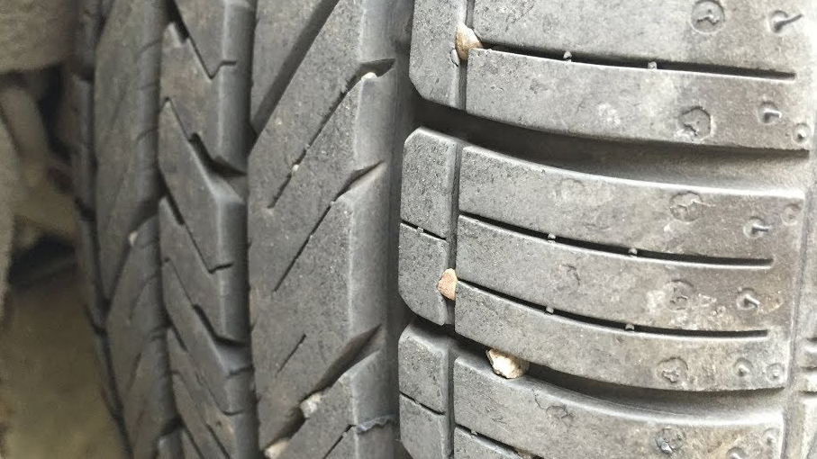 爱车有异响怎么回事,爱车开空调异响