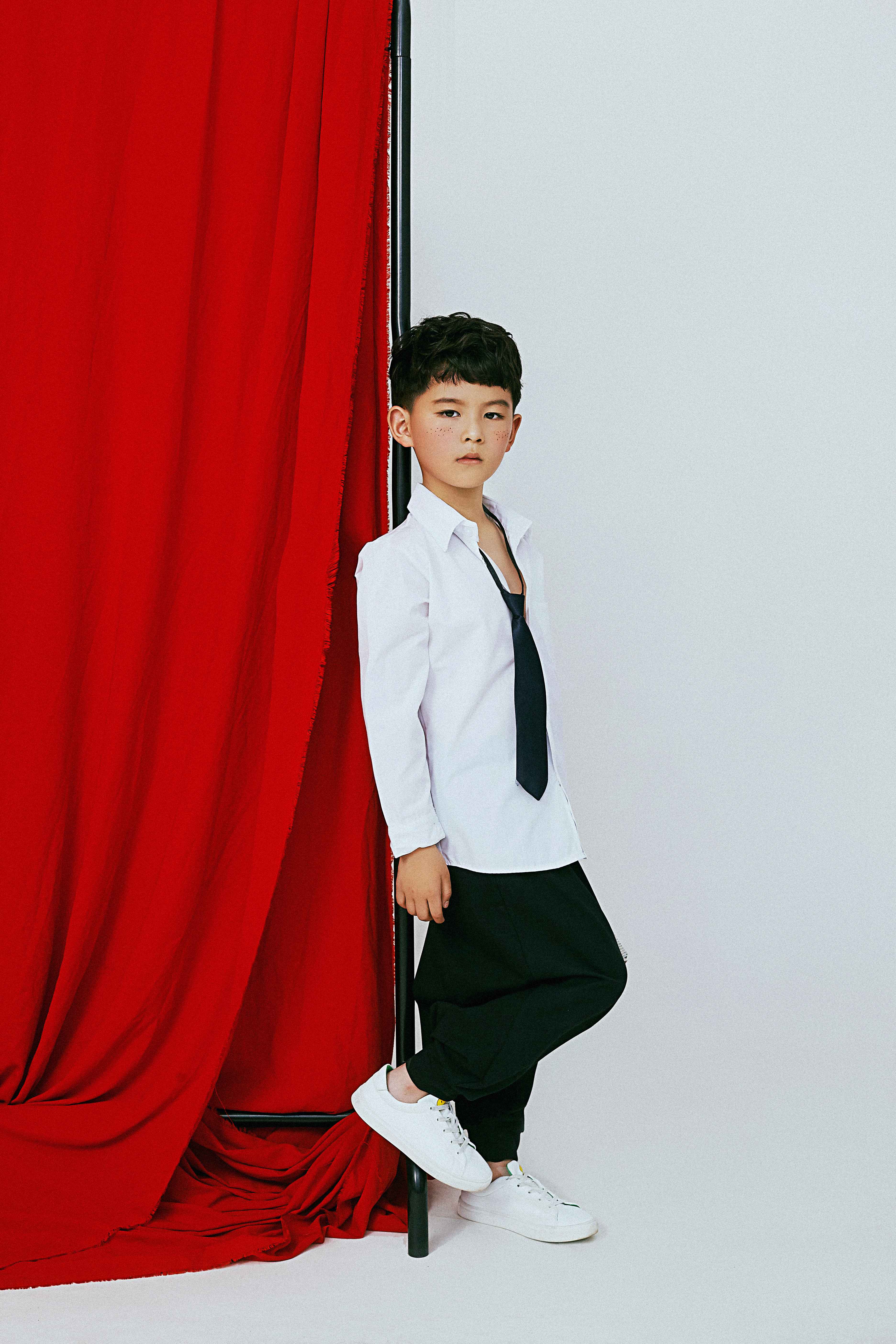 北仑银泰小童星,北仑区小童星