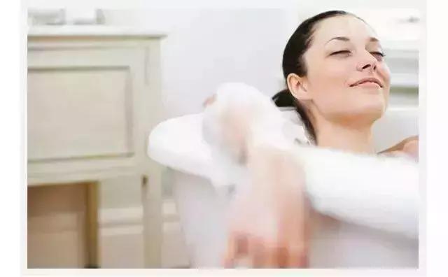 热烈祝贺品牌入驻商场,恭喜易开得净水器强势入驻