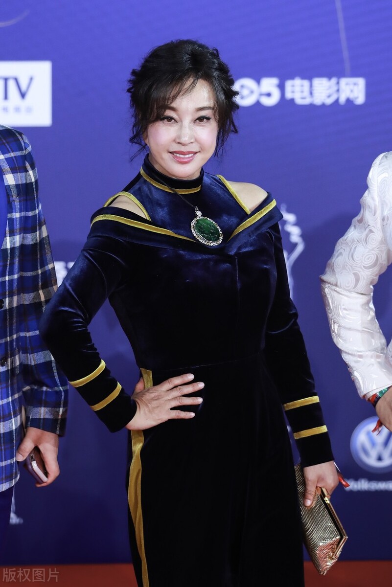 刘晓庆的狗血情史,靠美貌征服了8个男人,强势随意导致婚姻坎坷