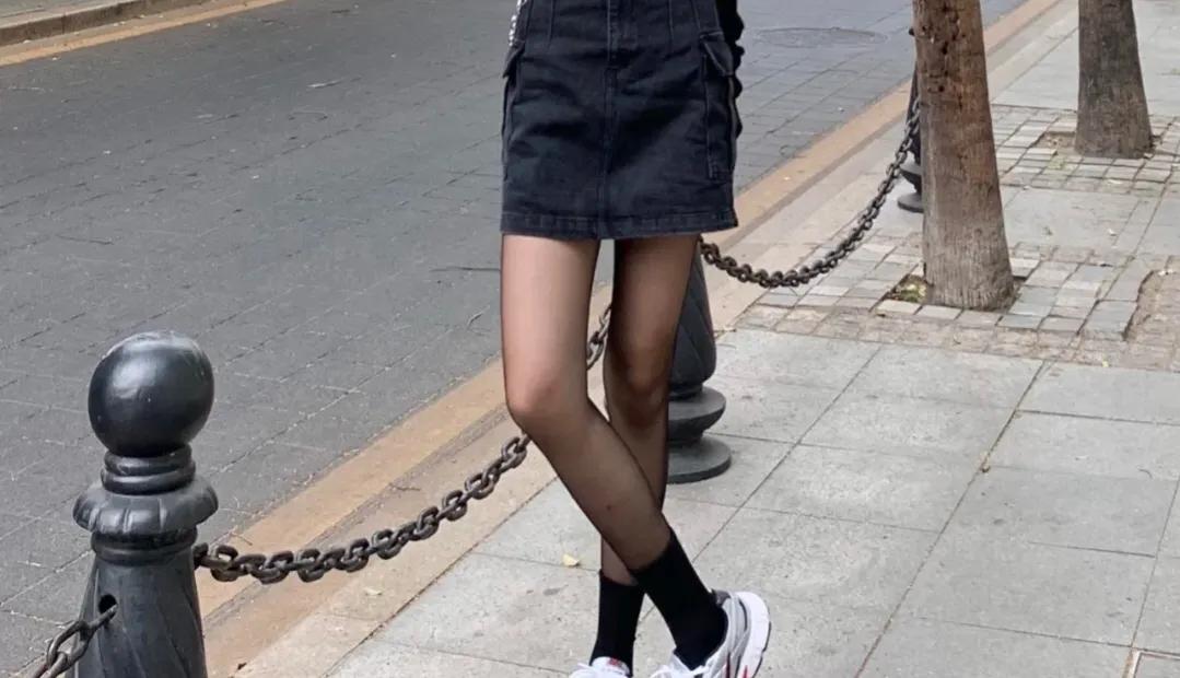 为什么男人喜欢女人的袜子,为什么男人喜欢穿袜子
