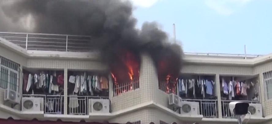 厦门一学校火灾,厦门一厂房突发大火消防前往救援