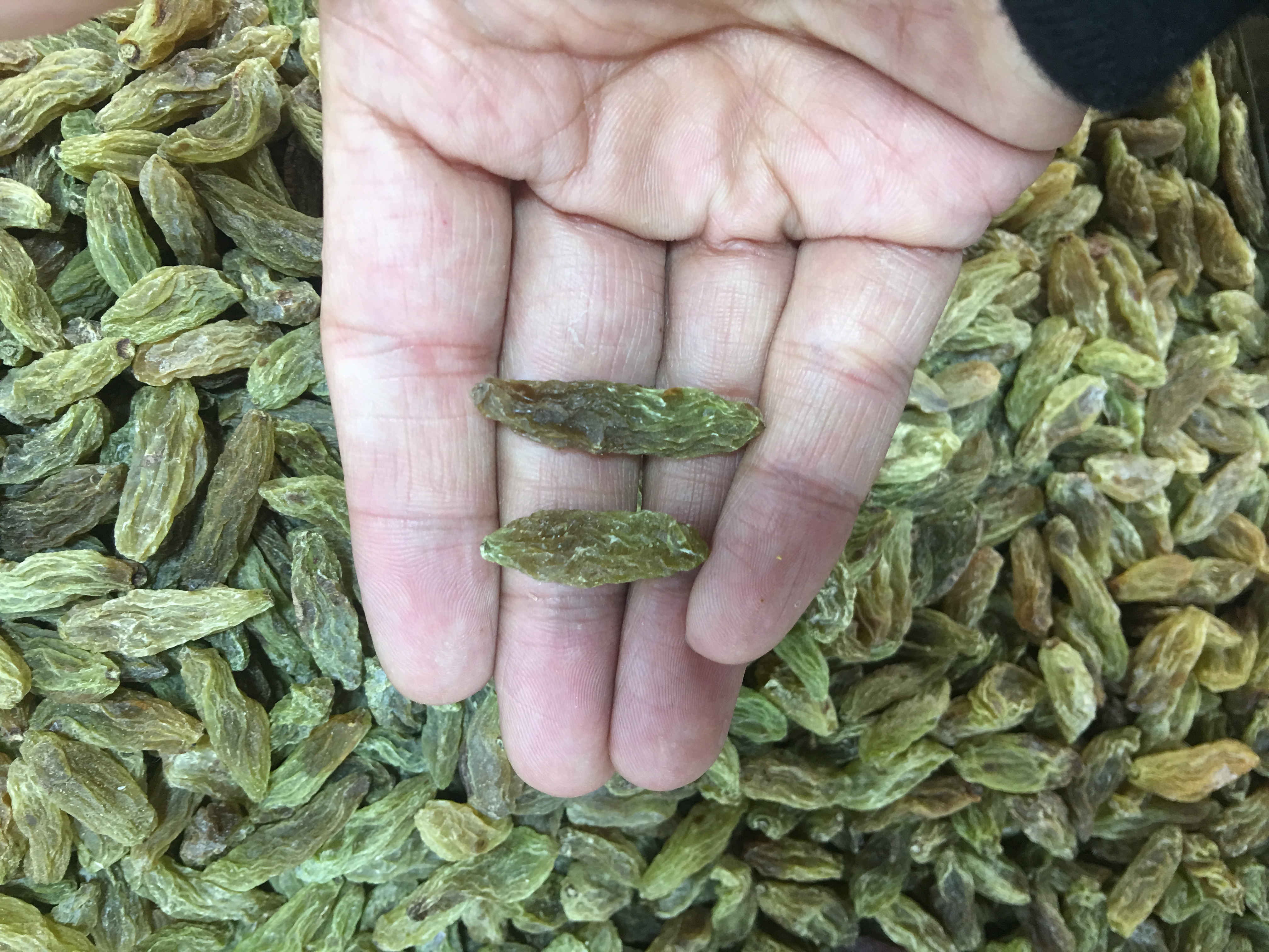 *疆新**干果大家族中的大哥大，带你一起了解葡萄干的兄弟姐妹