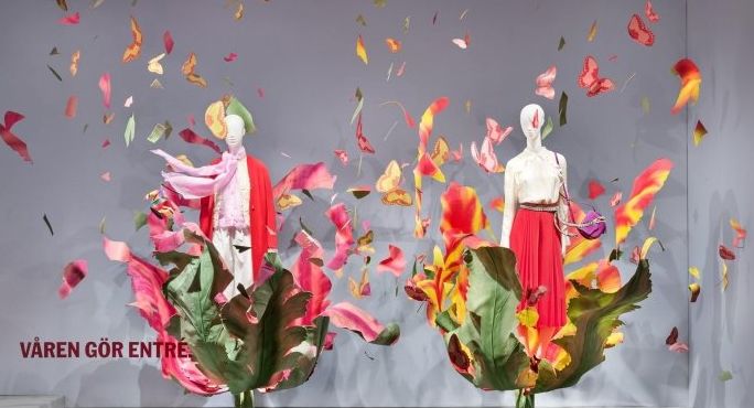 2018国际大牌春季橱窗丨店铺春色关不住，客似云来