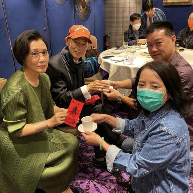 罗家英生日祝福,罗家英夫妇聚餐