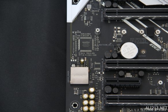 华硕rog主板strixz490,华硕rog吹雪主板z490