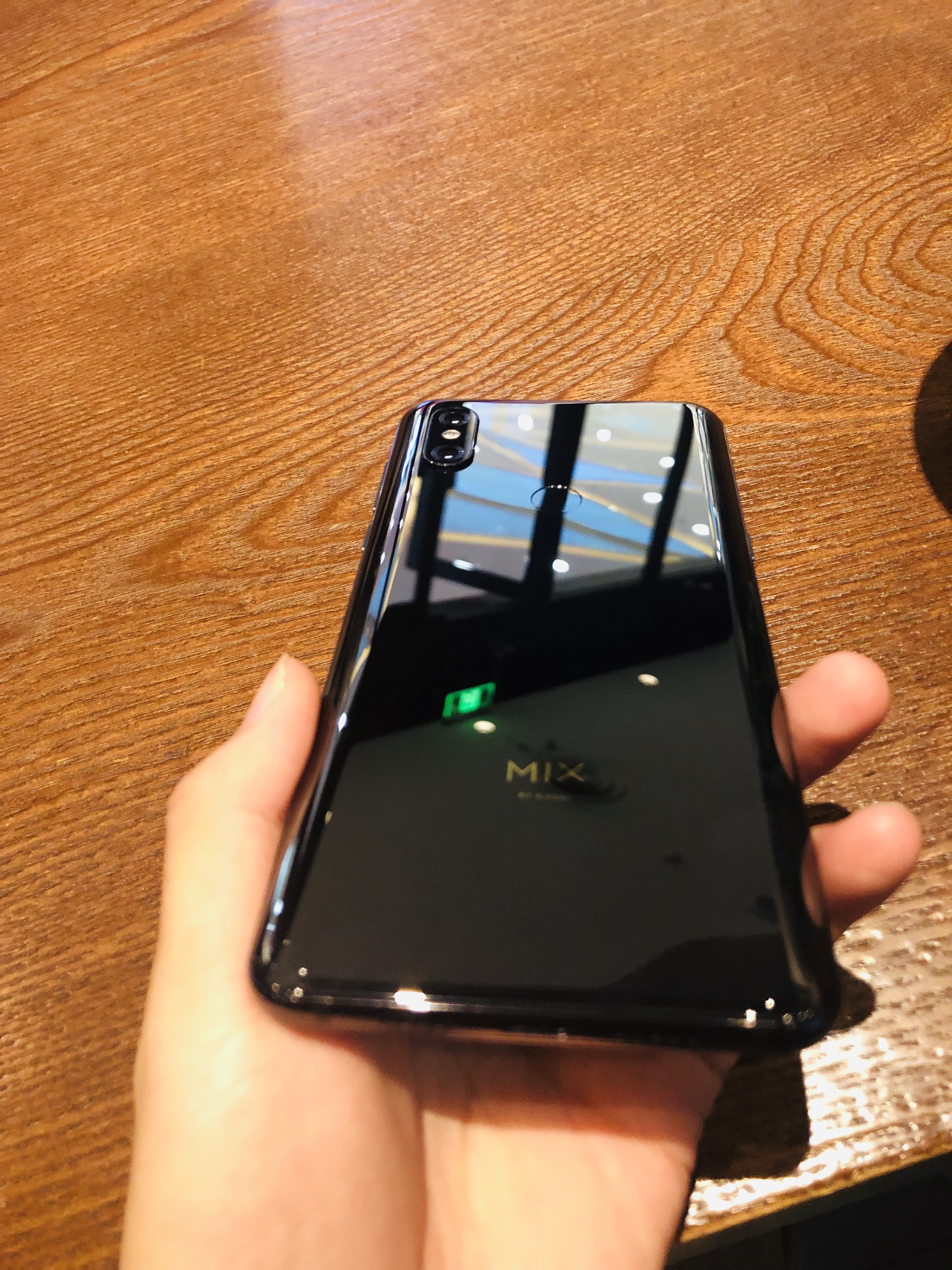 小米mix3上手,小米mix3与mix2s值得入手吗