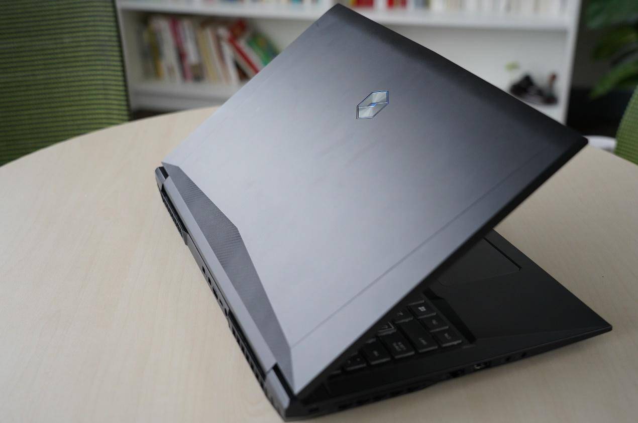 高色域144Hz电竞屏机械革命蛟龙P760AMD游戏本测试