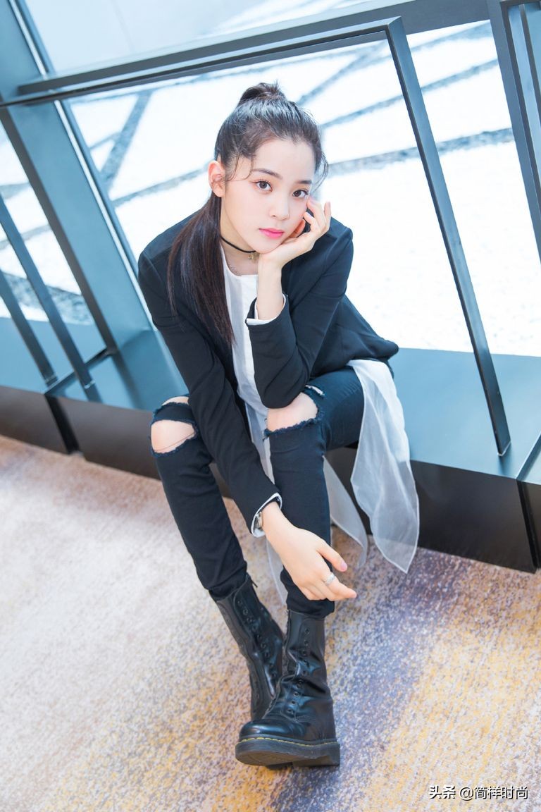 杨幂为何能成为带货女王,杨幂为什么有带货王