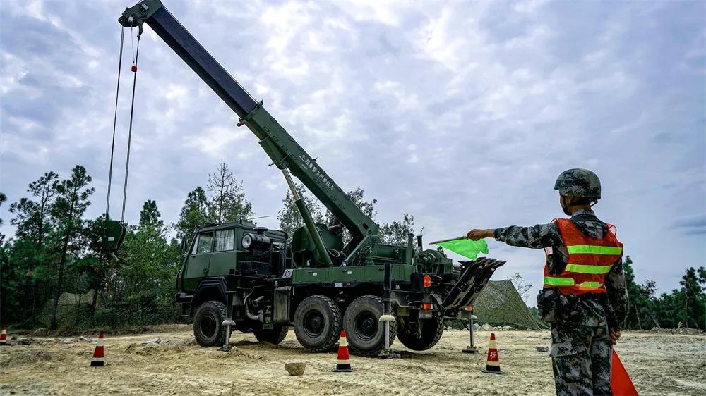 安全行驶百万公里长途客车驾驶员,杨猛司机