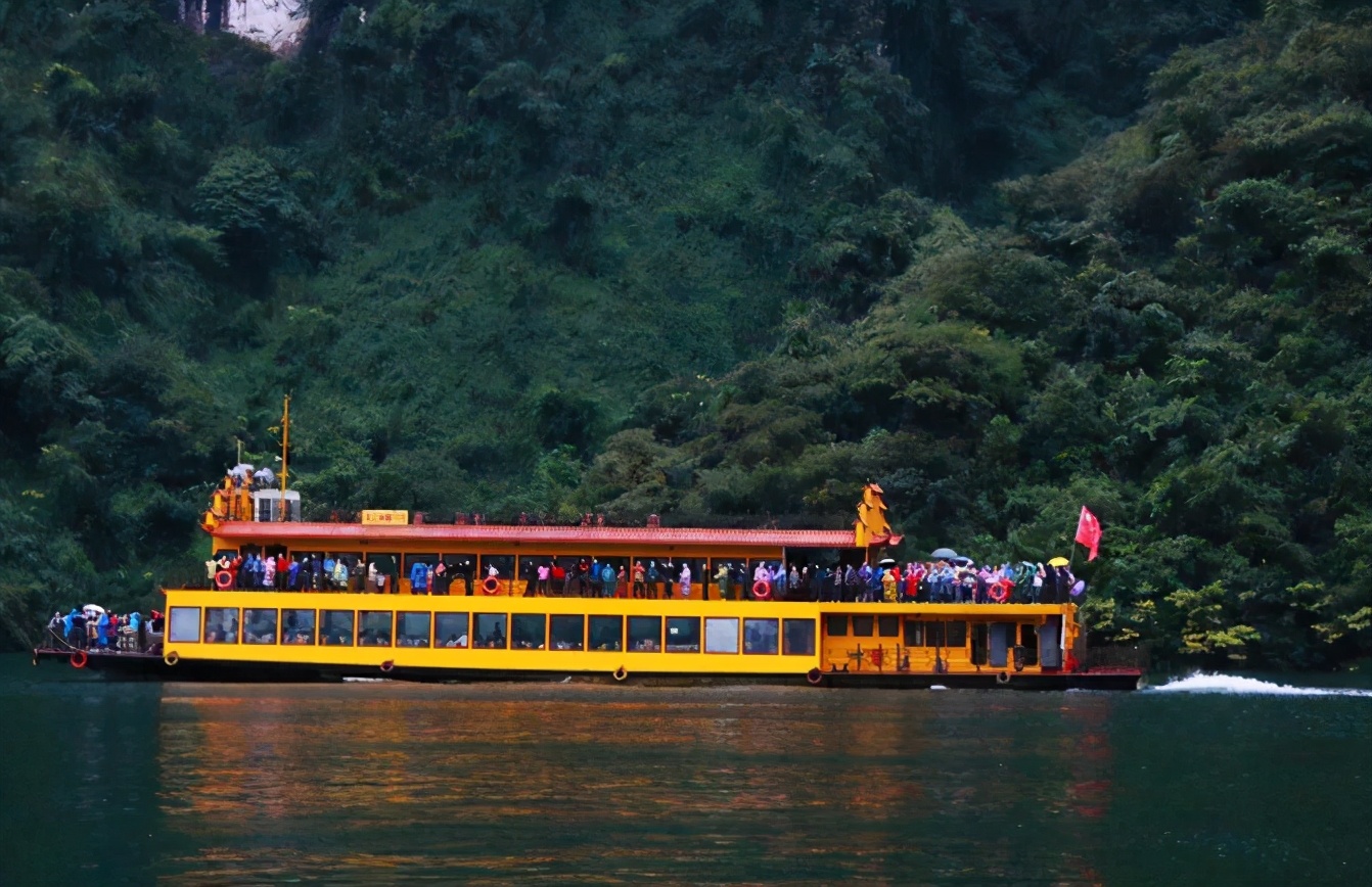 宜昌东站去宜昌铁路酒店怎么走,宜昌东站到馨岛国际酒店