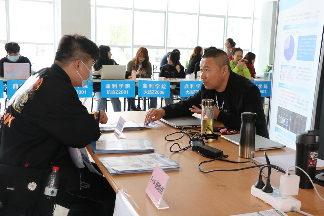 西城迎新,从“心”开始——西南科技大学城市学院迎新工作纪实