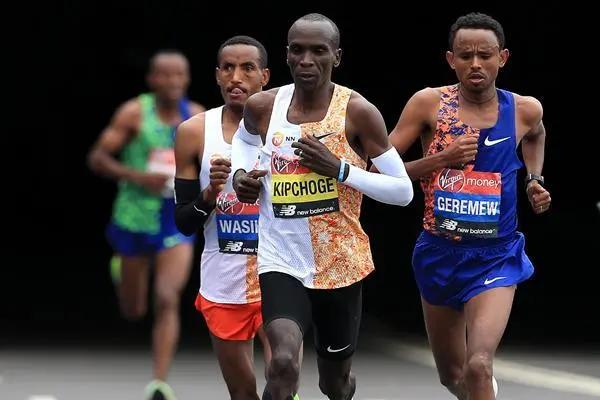 如何提高马拉松成绩的技巧,马拉松有氧基础训练计划大全