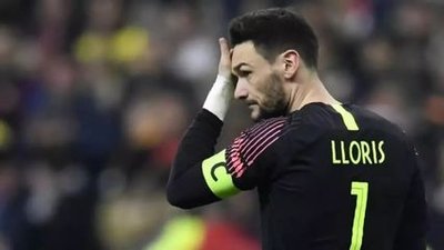 孙兴慜梅开二度技术不足武磊,足球武磊对比韩国孙兴慜