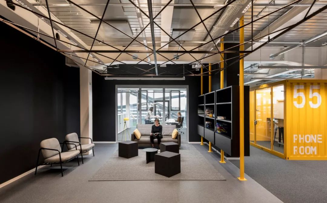 adidas总部航拍,adidas官方总部