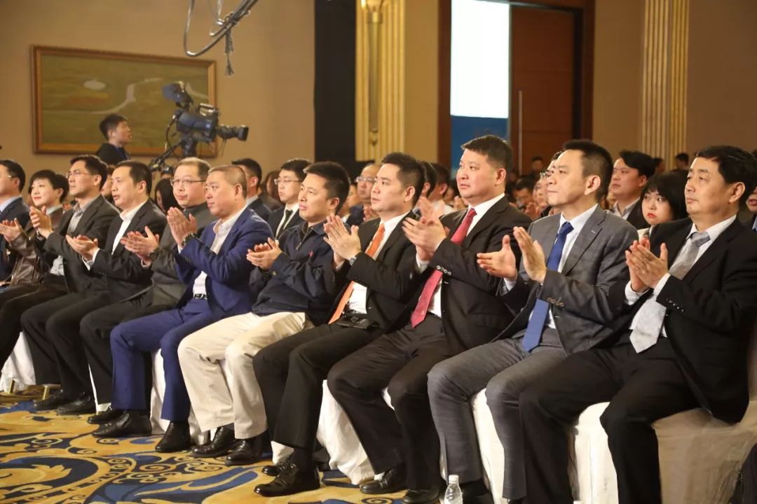 品牌让生活更美好|中国酒业品牌高峰论坛在成都召开