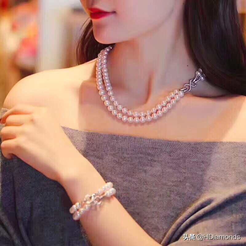 今年最火的毛衣链珍珠,2023最新款珍珠毛衣链