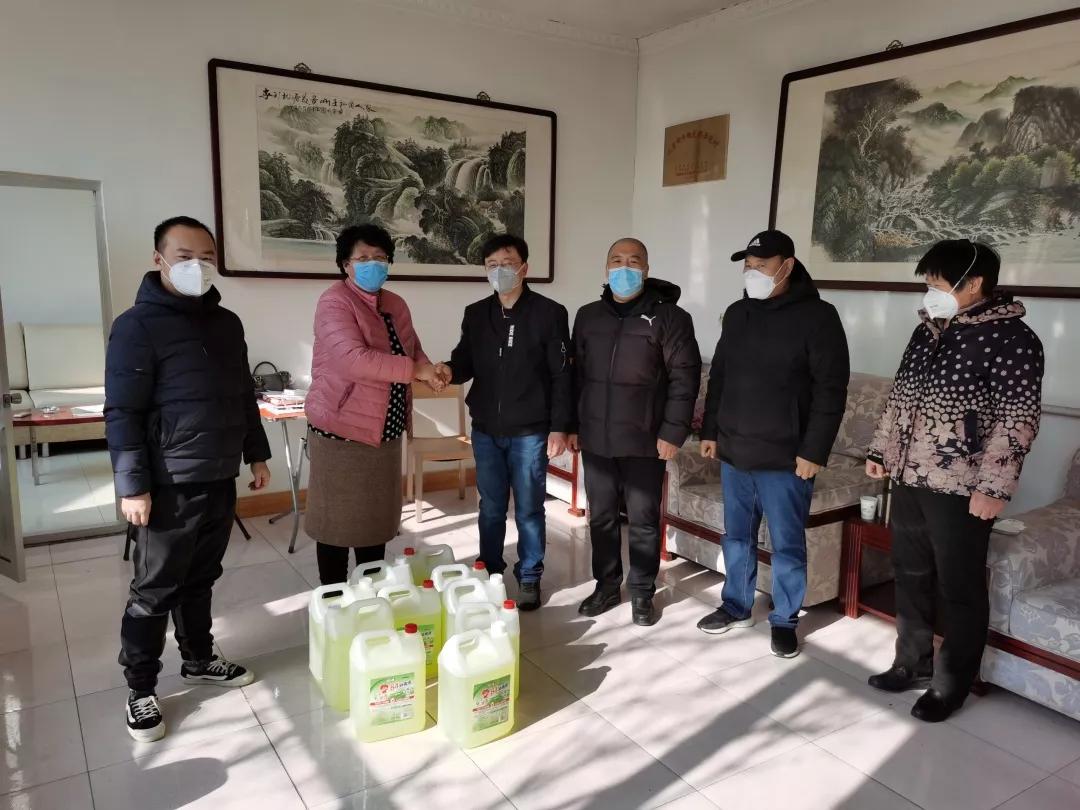 众志成城抗击疫情爱心捐赠暖人心,同舟共济抗疫情爱心捐助暖人心