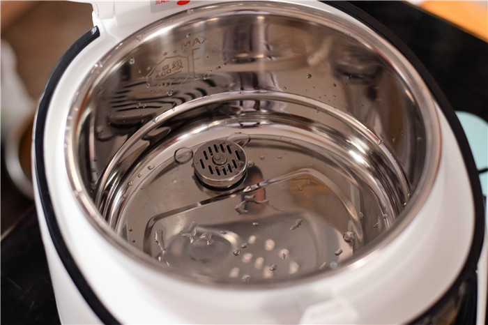 什么电饭煲煲饭又软又香,普通电饭煲脱糖米饭的做法