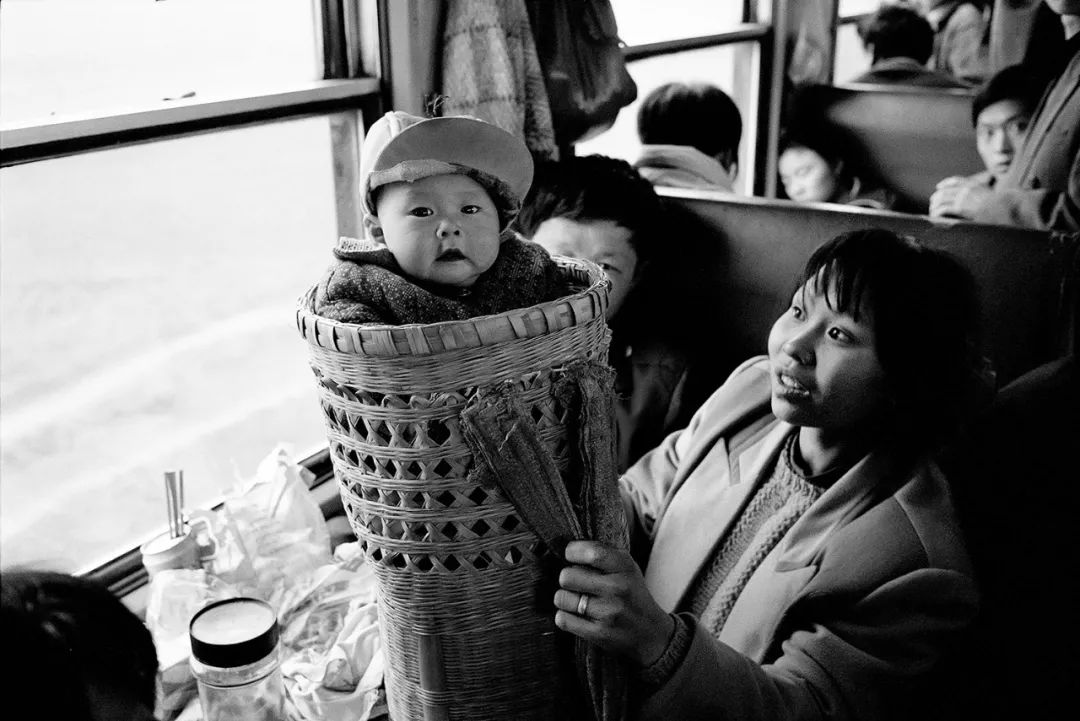 抽烟喝酒烫头完整,回忆二十几年前坐绿皮车的感觉