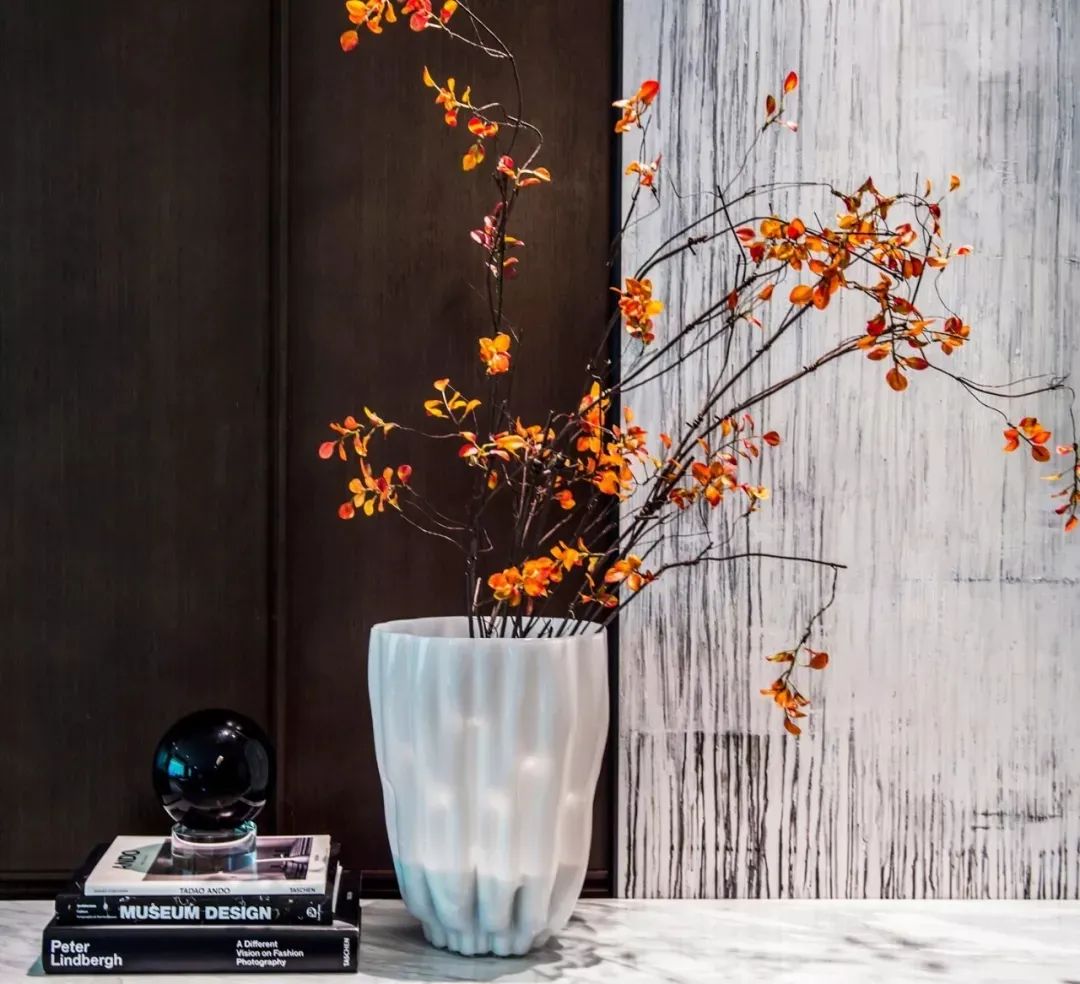 200平意式轻奢风的高级感,200平米现代轻奢风装修带茶室