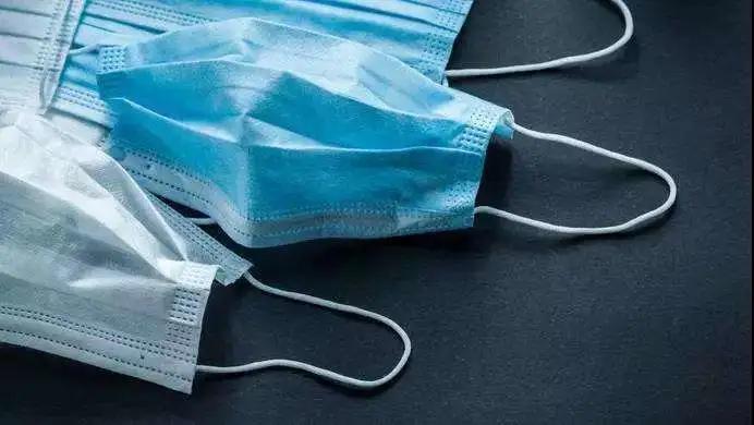 皮肤过敏戴口罩有用吗,戴口罩过敏脸上起红疹用什么药膏