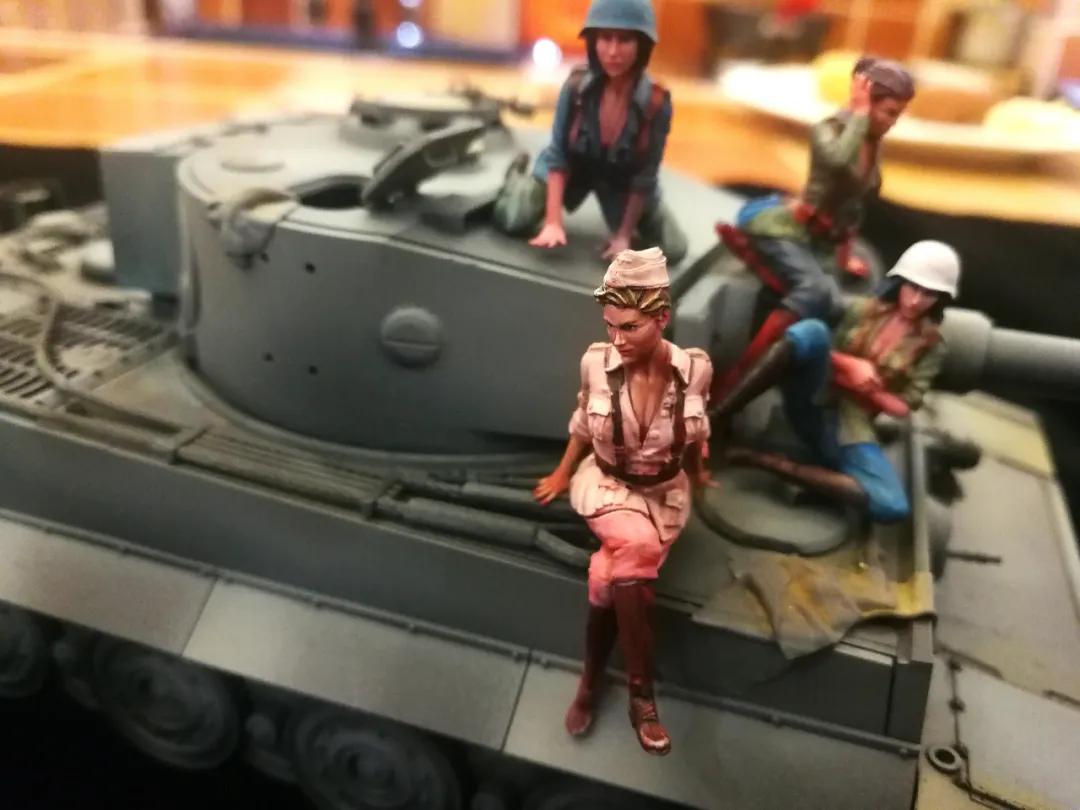 德国女兵吃饭视频,二战德国女兵的视频