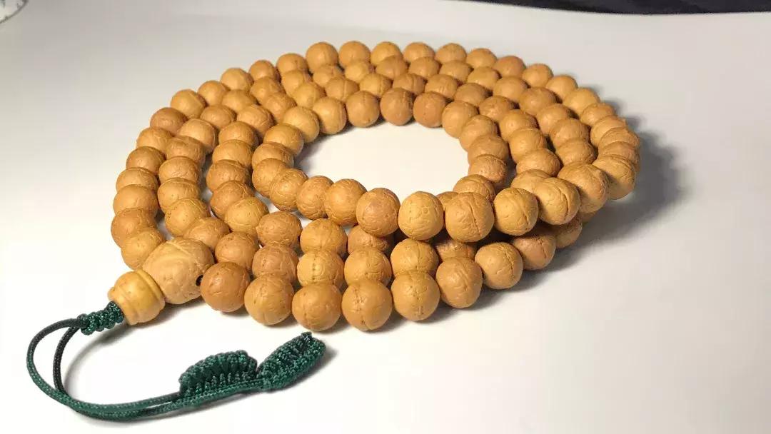 什么凤眼手串比较好,凤眼菩提手串正常1.0到1.5价位