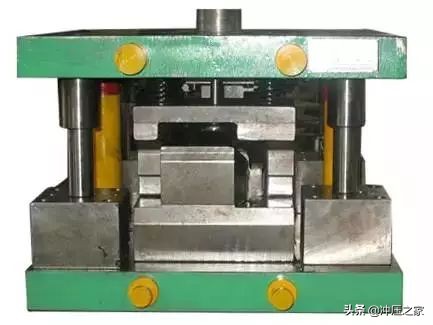 模具冲压产品变形怎么解决,模具热处理变形开裂的原因