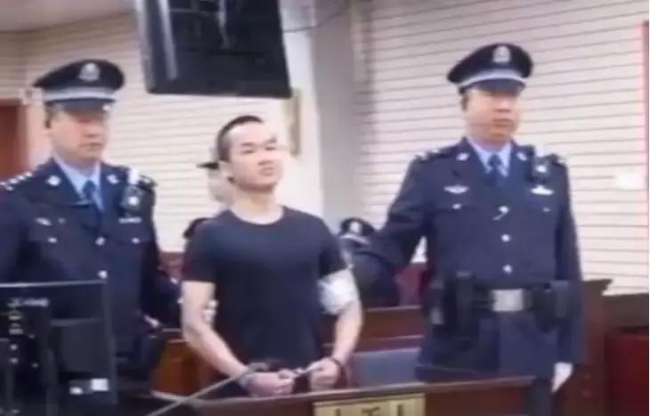 常州奔驰撞人事件车主担责了吗,江苏常州奔驰撞人最新进展