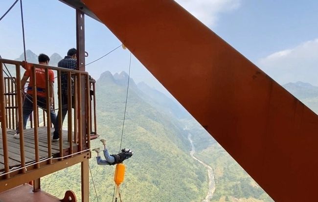 贵州大山神秘古桥,贵州的网红桥