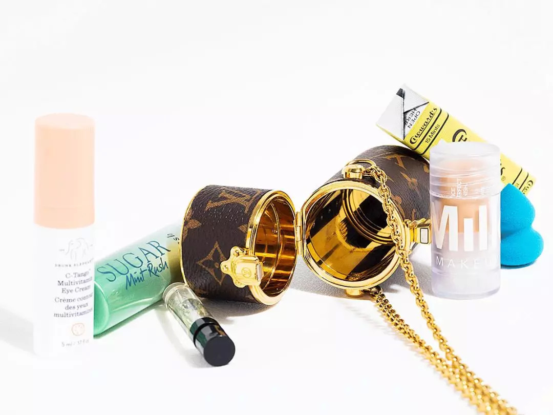 我的胸,我的手指,我的脚腕……都需要一只包包