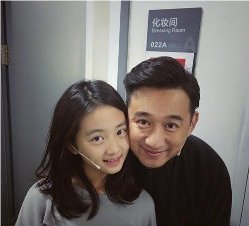 黄磊的二女儿现状,黄磊两女儿近况