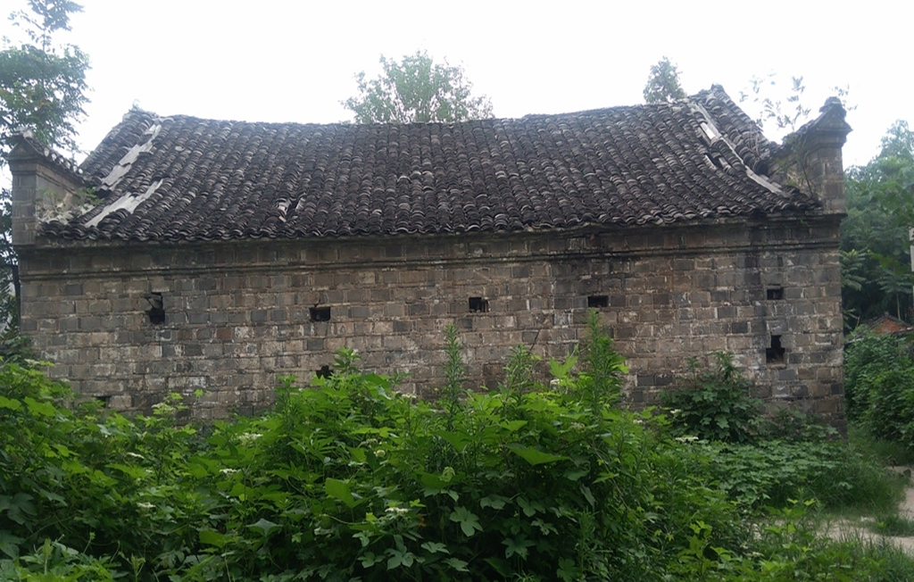 贵州陶瓷瓦片屋面瓦,农村屋顶瓦片哪种最好