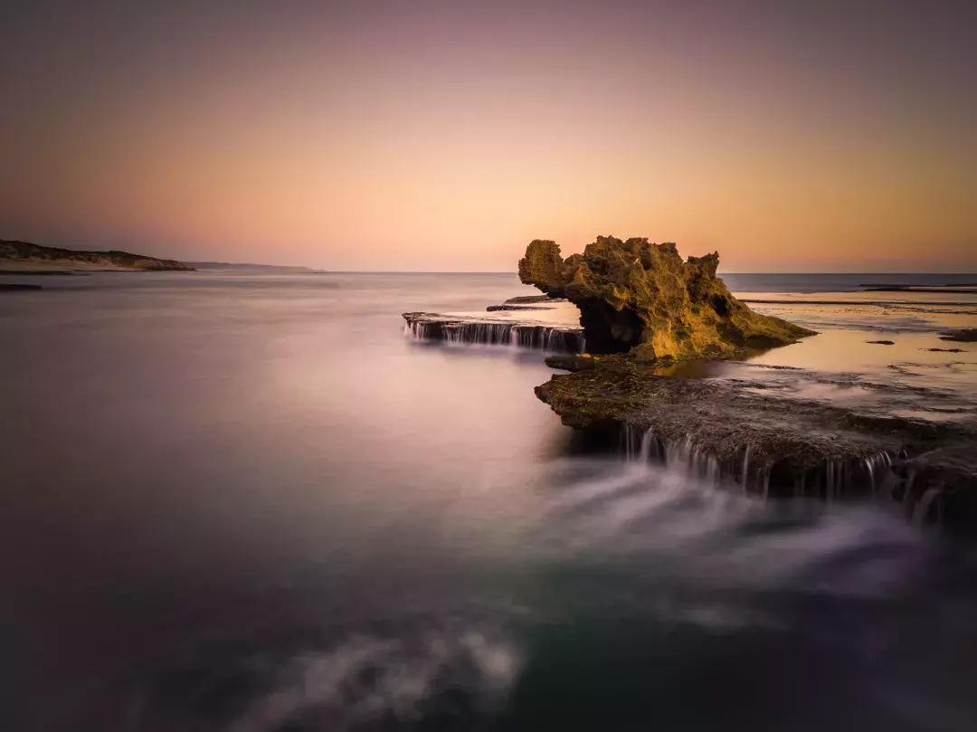 拉丝、雾化、光滑还是倒影,如何拍摄不同的水流效果?