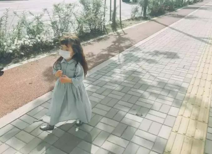 童装摄影童模搭配技巧,童模日常训练