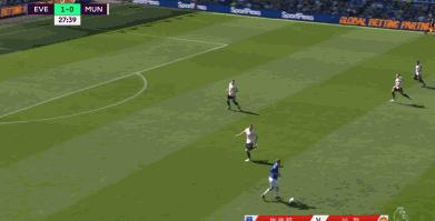 曼联惨败埃弗顿评论,曼联输给埃弗顿错失四连冠