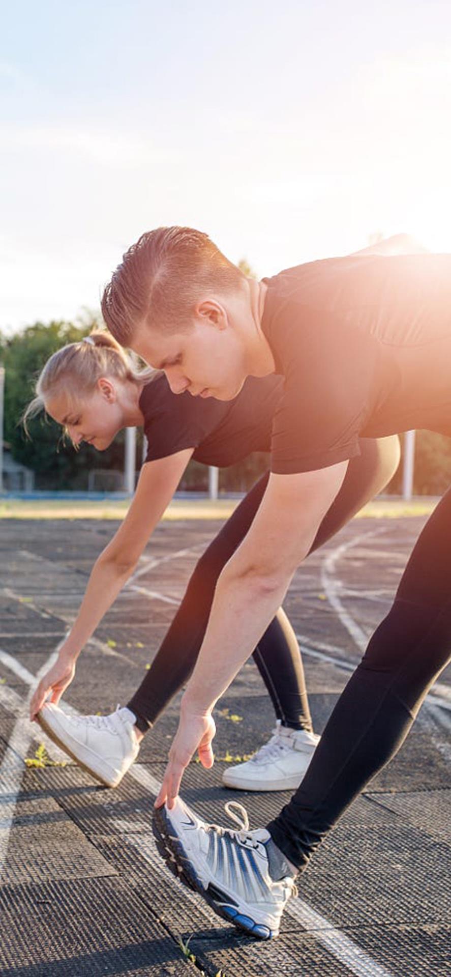 髋关节拉伸疼痛的原因,跑步髋关节拉伸动作