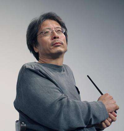 现代画家一幅画卖多少钱,上百张照片组成的画拍卖天价