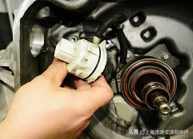 雪佛兰科鲁兹老款维修案例,修车老司机科鲁兹疑难杂症