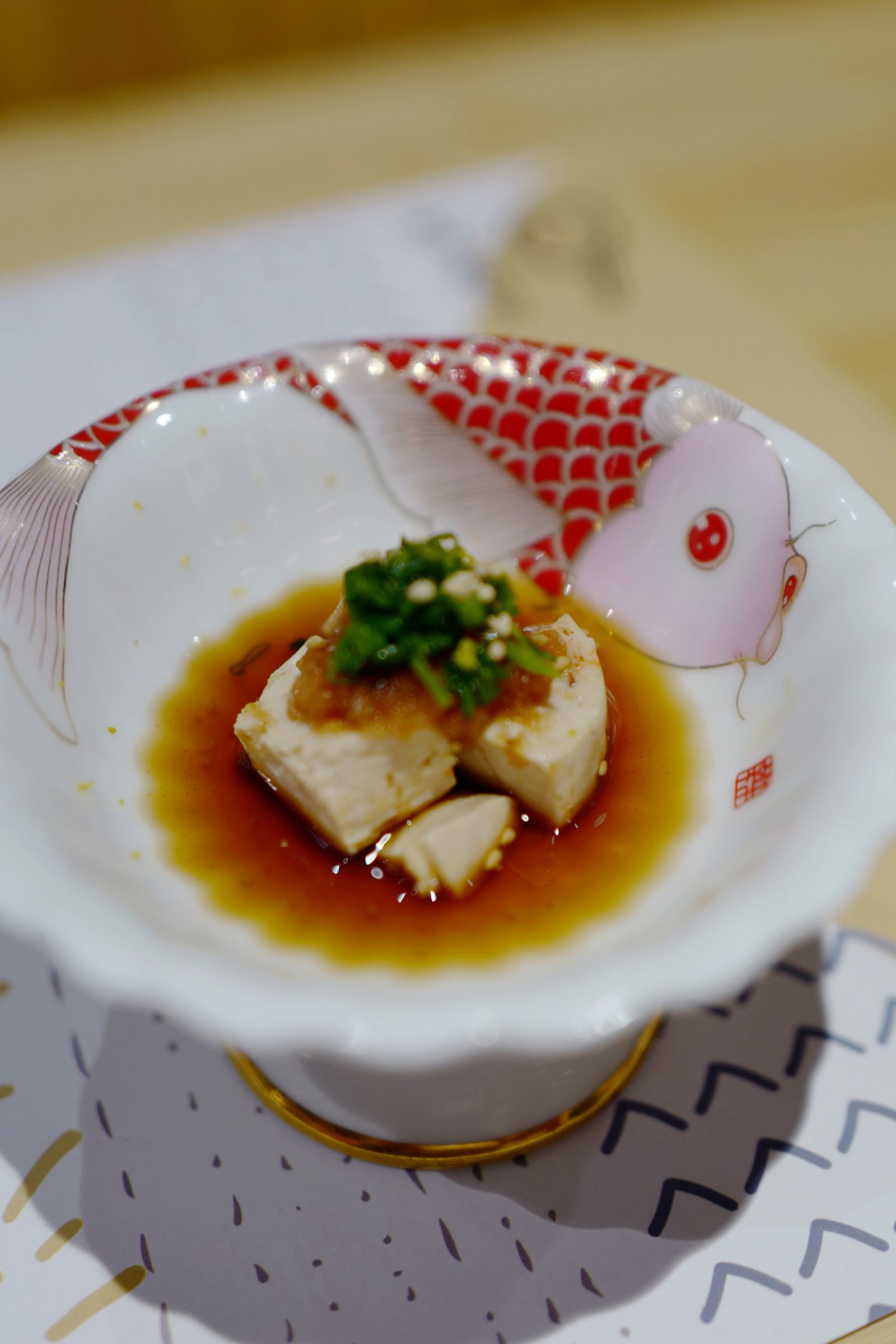 发现一家很好吃的寿司店,一家寿司店