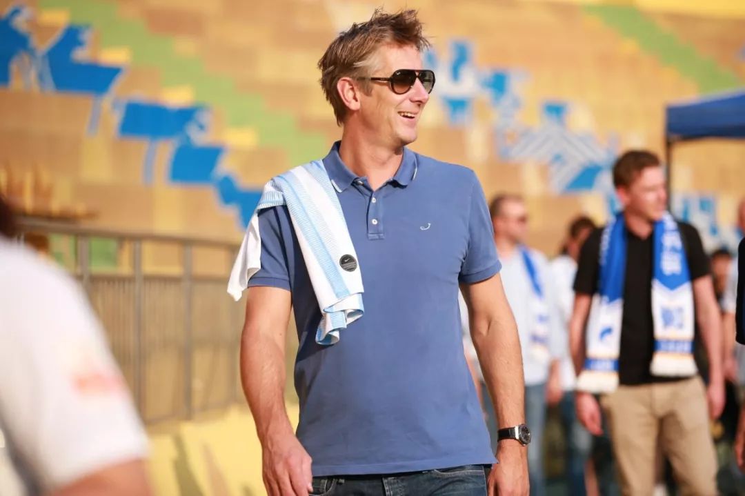 拼到最后！扎哈维平个人单季进球纪录