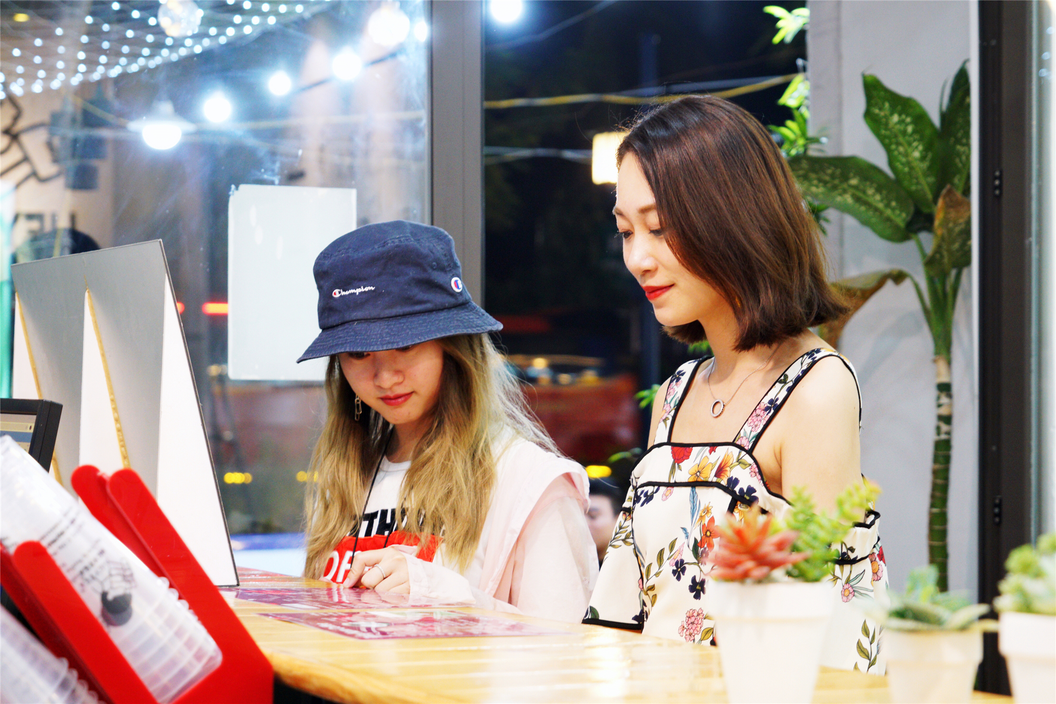 越南下龙湾说中文吗,越南老街用人民币