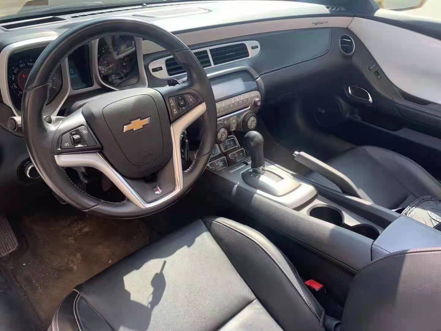 大黄蜂硬顶敞篷跑车,大黄蜂硬顶敞篷报价