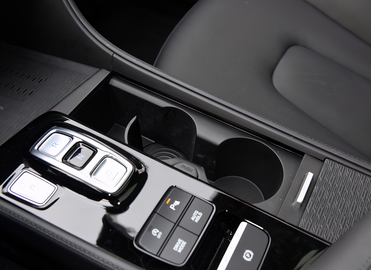 一手好牌打得稀巴烂完整版,2017年名图有什么缺点