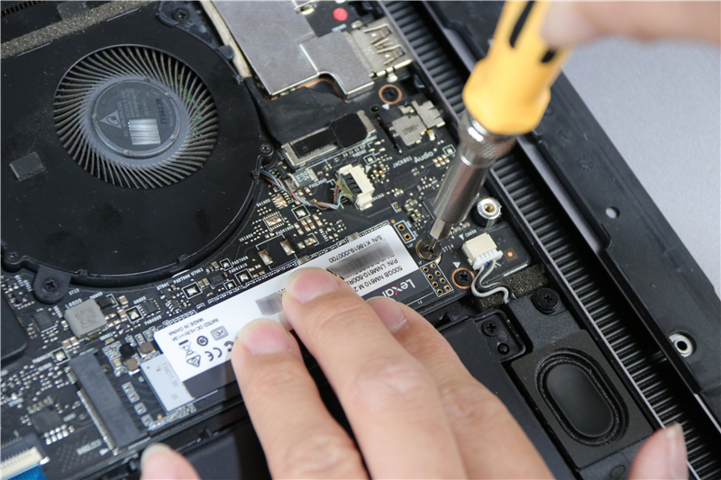 正版系统更换ssd怎么迁移系统,如何把原来的系统搬到新的ssd