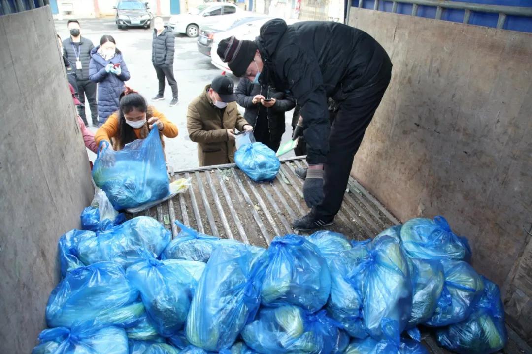 贴心举措暖人心上门服务解民忧,威海高区用温情服务打开群众心结