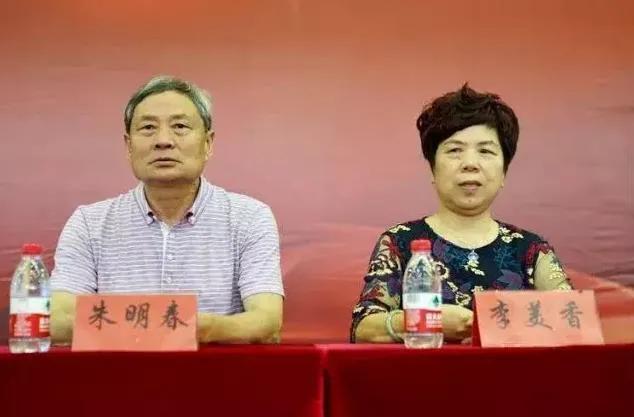 温州一对父子40年三次创业成传奇,创业父子兵共闯电商致富路